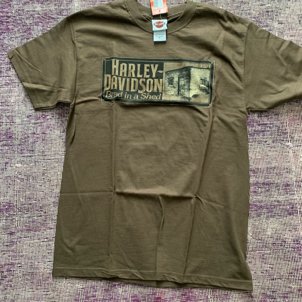 Harley Davidson T Shirt size M Bred In A Shed